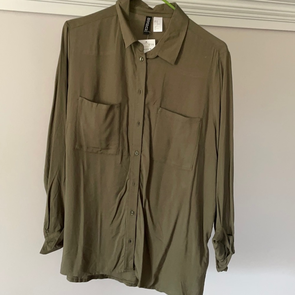 Green Button-Up